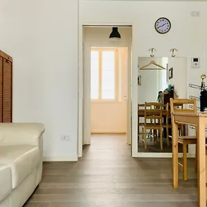 Bocconi-navigli 10 Appartamento Milano